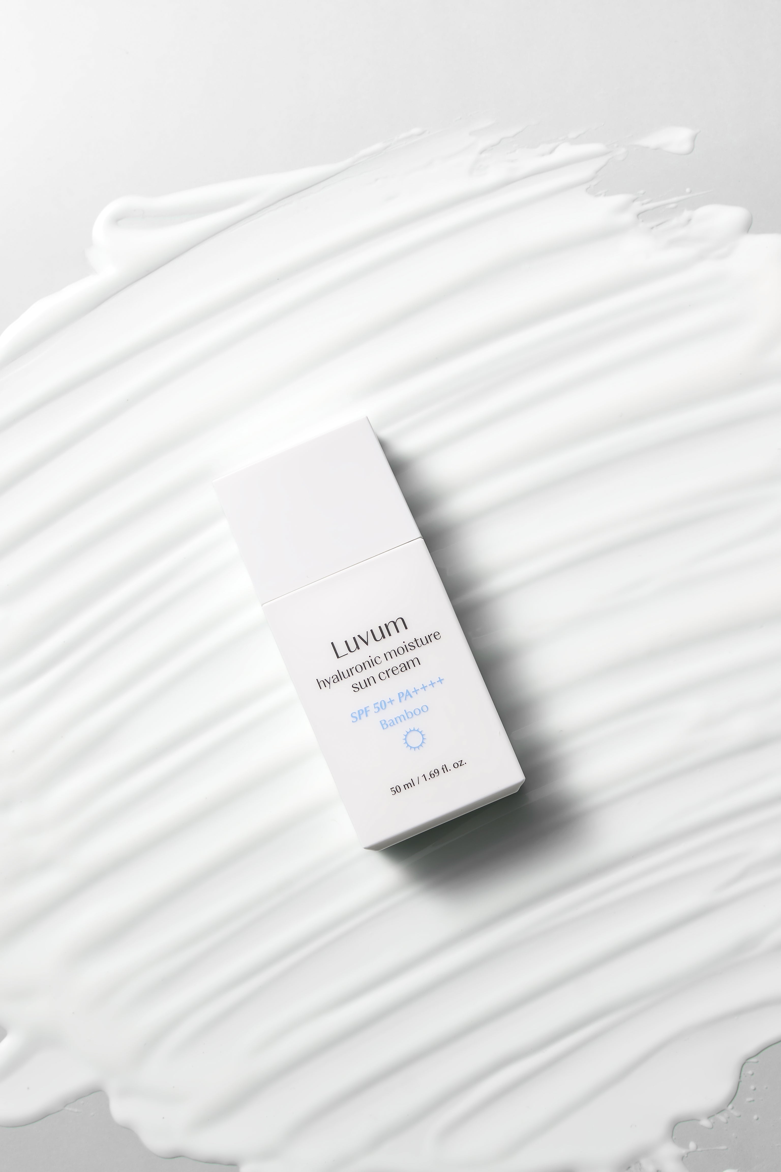 LUVUM BAMBOO HYALURONIC MOISTURE Jemný opalovací krém s rostlinnou kyselinou hyaluronovou SPF 50+ PA++++ 50 ml #2