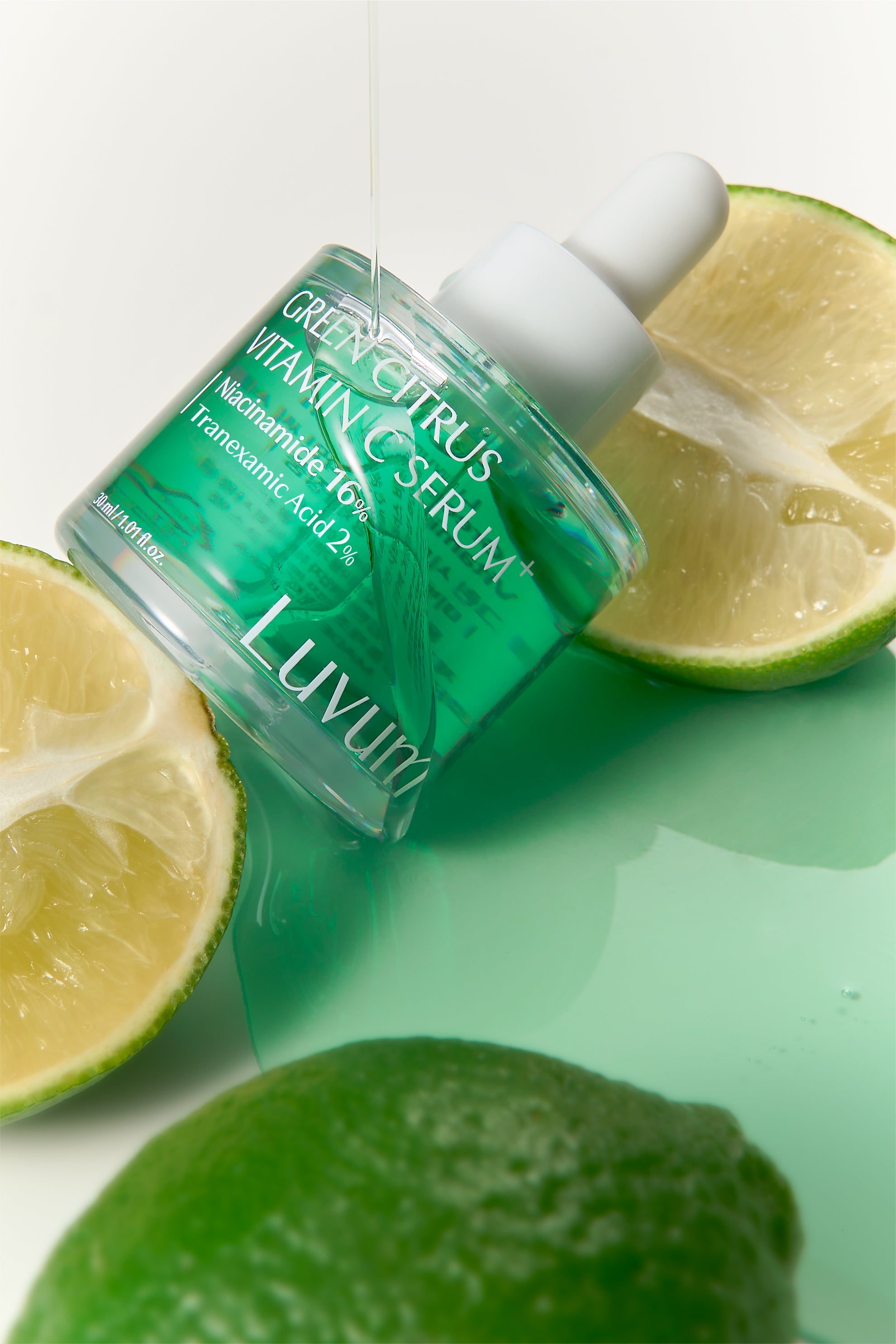 LUVUM GREEN CITRUS SIERO VITAMINA C + Siero viso illuminante con vitamina C e acido tranexamico 30 ml #4