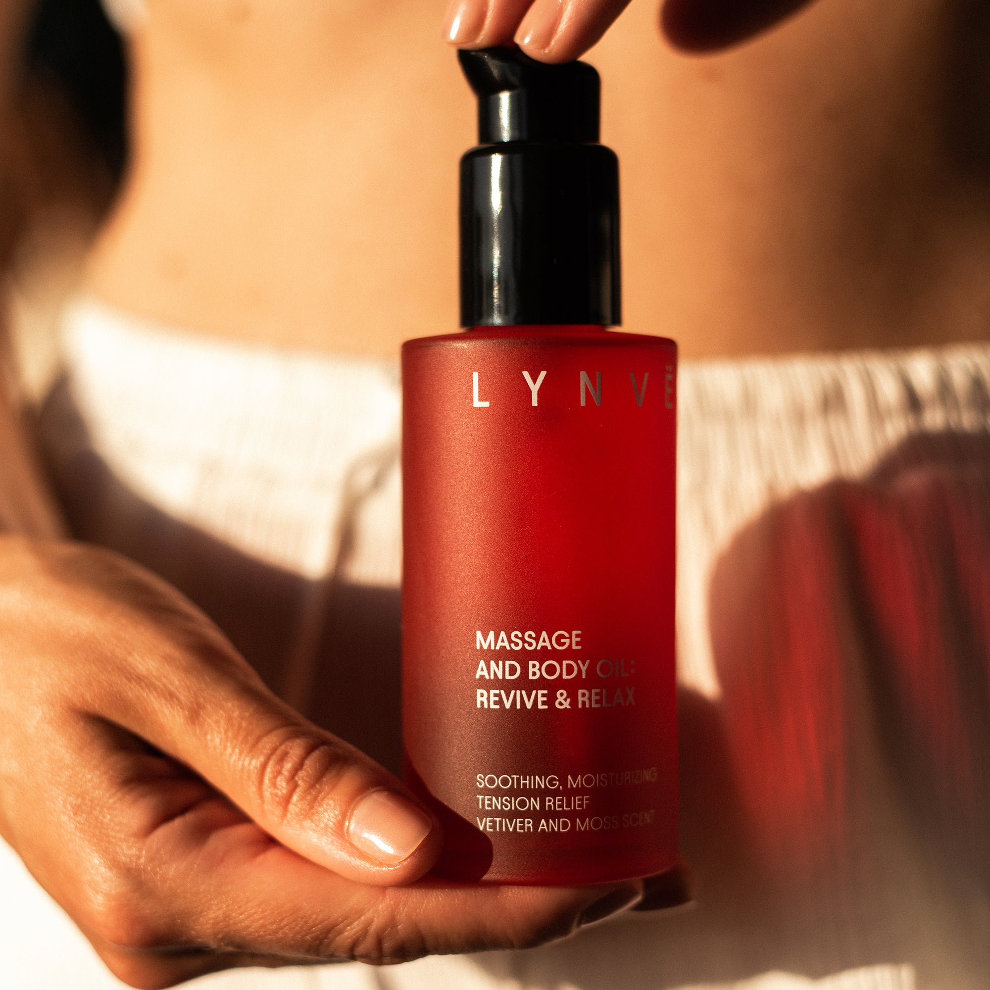 LYNVË REVIVE & RELAX Olejek do masażu i pielęgnacji 100 ml #3