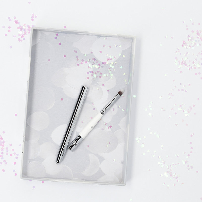 ilū 521 Pennello Labbra #4