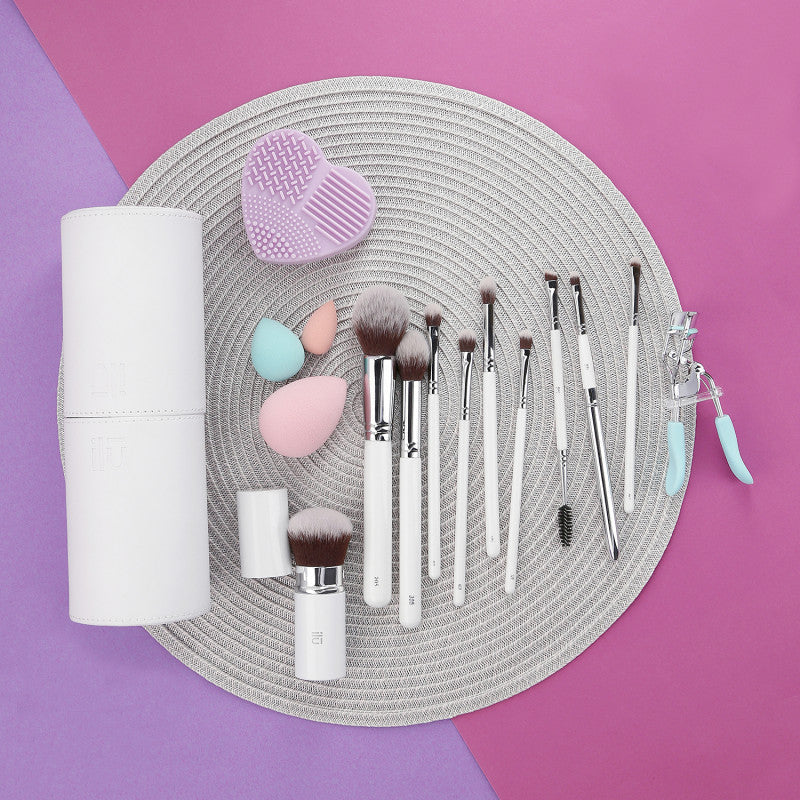 ilū Set di Pennelli professionali Make up Viso Spugne, Custodia, Pulitore Pennelli, Piegaciglia, 13 pz #4