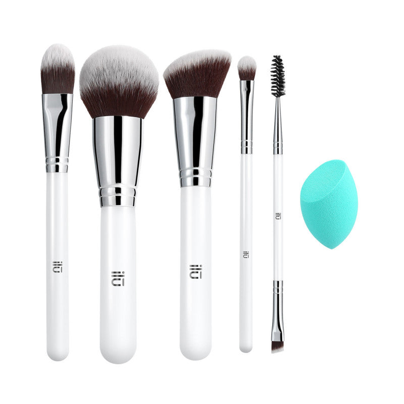 ilū Everyday Essentials Set Di Pennelli Trucco Viso Makeup Professionale Con Spugnetta 6 Pezzi